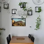 Cozy 2br In Kalamaja With Rooftop Terrace, Cinema, Keyless Check-in Appartement *