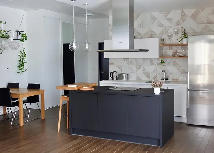 Apartment Cozy 2br In Kalamaja With Rooftop Terrace, Cinema, Keyless Check-in Tallinn