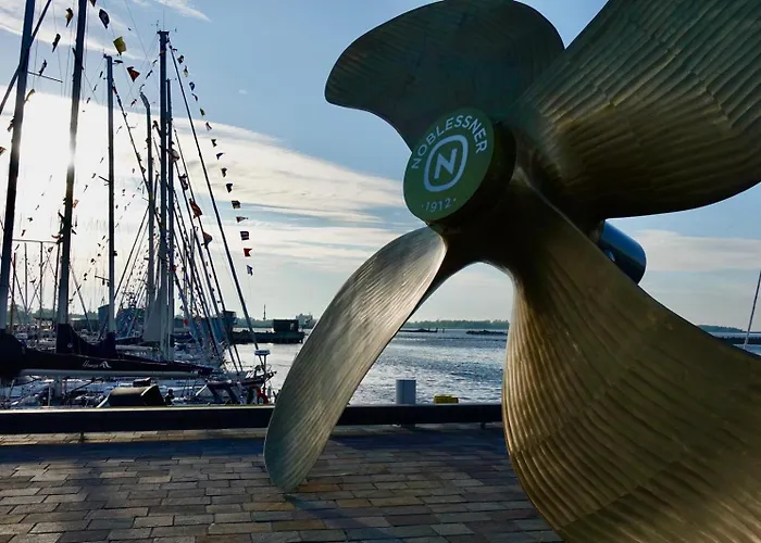 Cozy 2br In Kalamaja With Rooftop Terrace, Cinema, Keyless Check-in شقة تالين