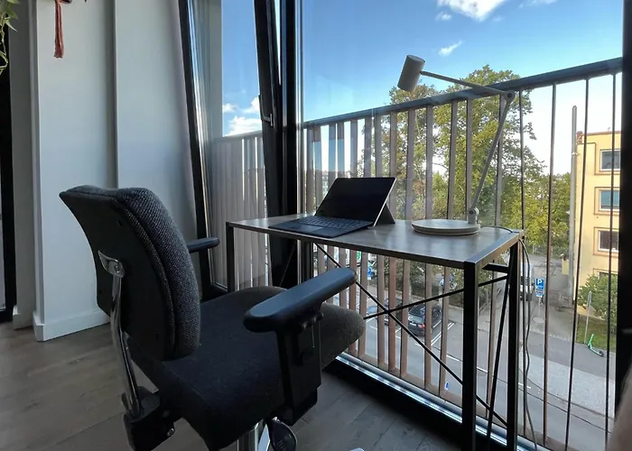 Daire Cozy 2br In Kalamaja With Rooftop Terrace, Cinema, Keyless Check-in